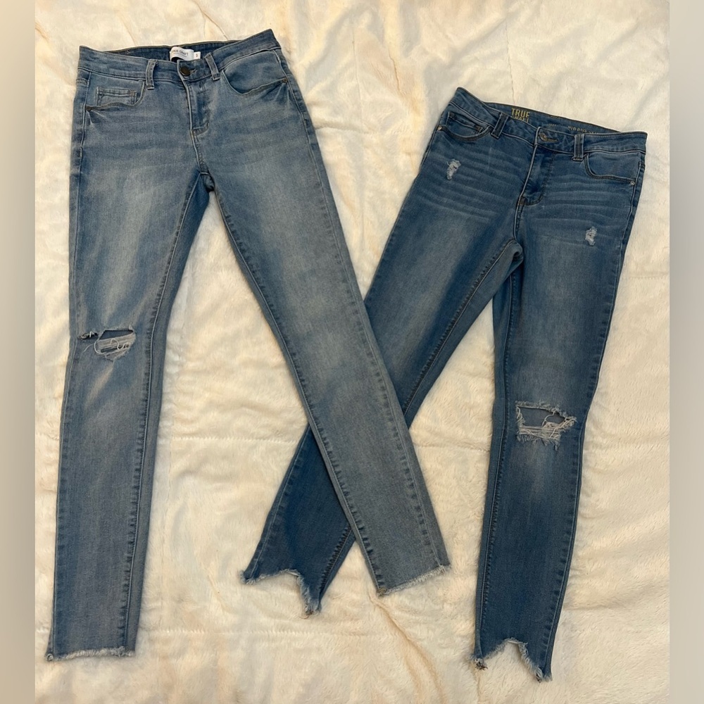 🌿 Two Pairs of True Craft Jeans - Midrise Skinny - Size 5